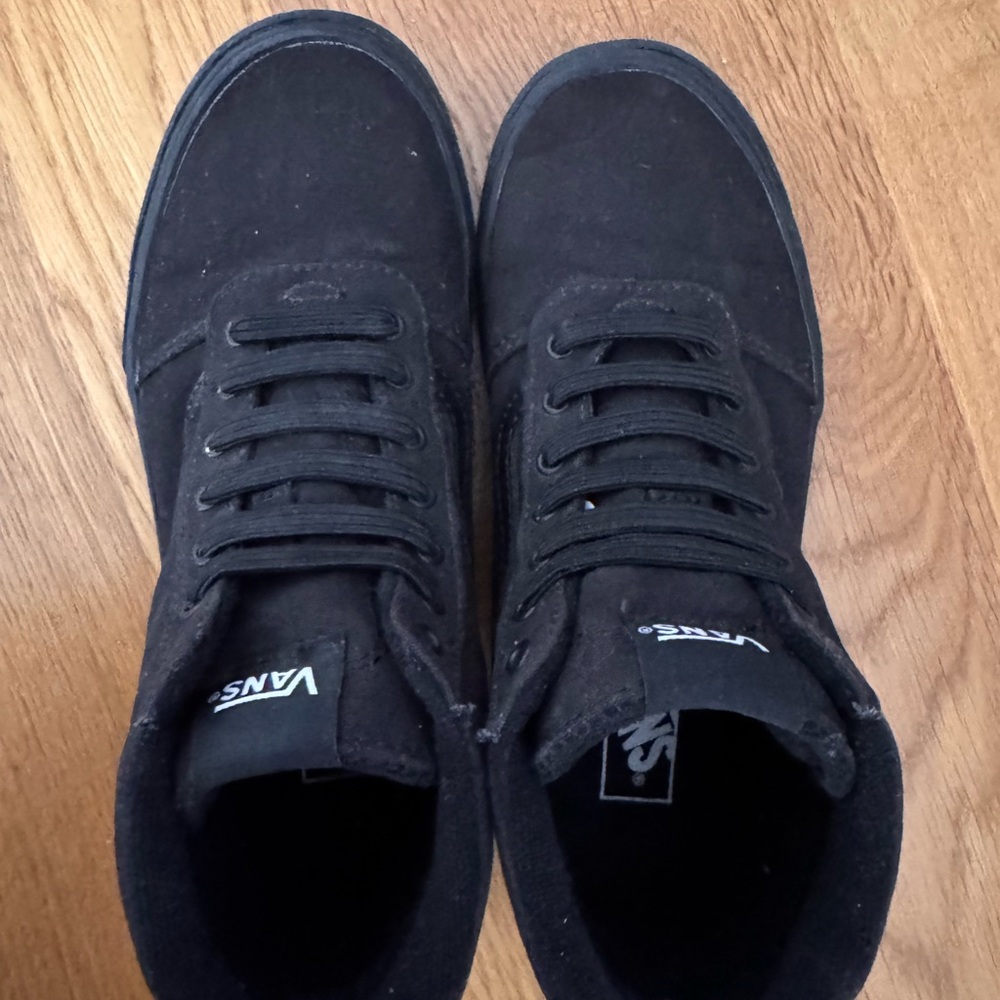 Vans Boys Black High-Top Sneakers - Picture 3 of 6